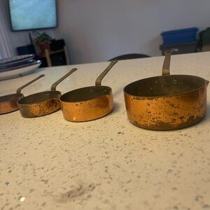Vintage Copper Measuring Cups Set